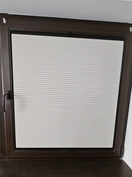 Jaluzele Opace Tip pliseu - Moreno Blackout (cu folie de aluminiu)